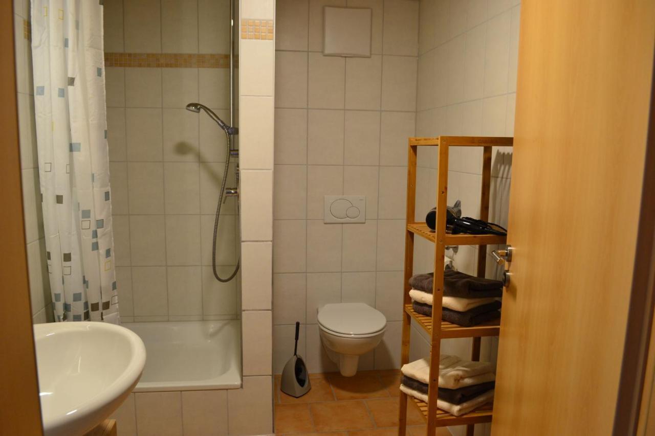 An Der Kapf Apartment Münsingen Екстериор снимка